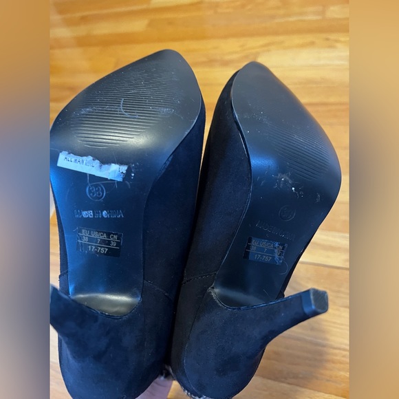 High heel boots size 7 - Picture 10 of 12